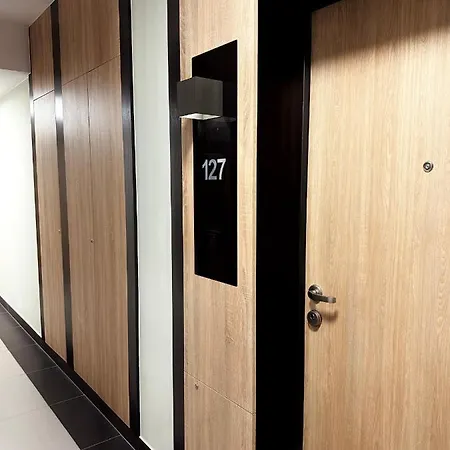 Project Comfort Apartament Szeligowska 53/127 Bemowo * 바르샤바